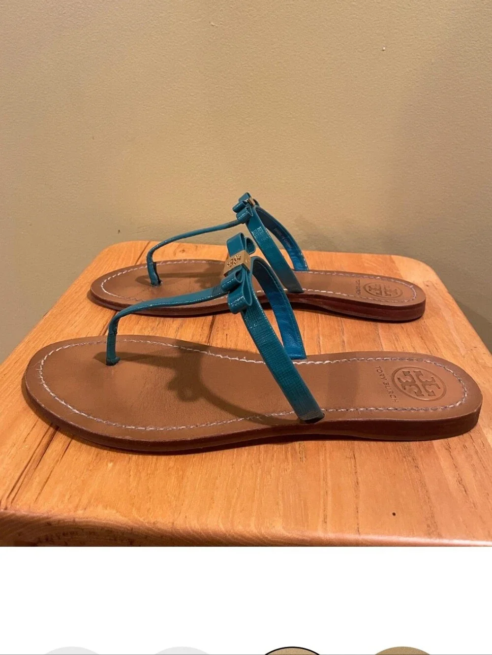 Tory Burch Teal Patent Leather T-Strap Sandals with Logo Accent